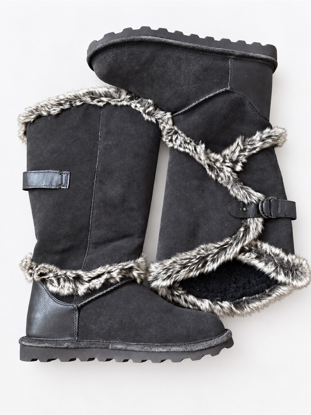 Bearpaw CHOCOLATE boots 11